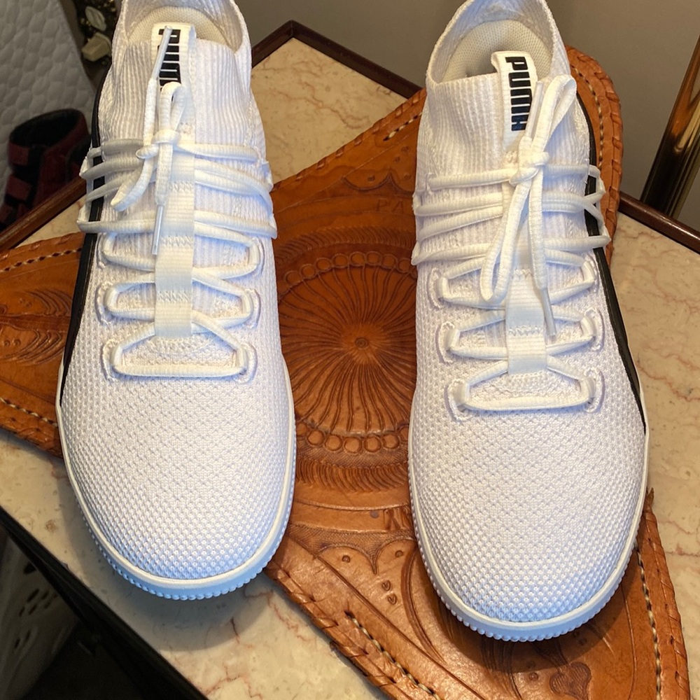 Puma Sneakers